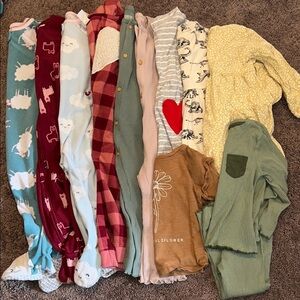 Toddler girl 24m fleece footies, rompers, dresses, tops fall/winter bundle